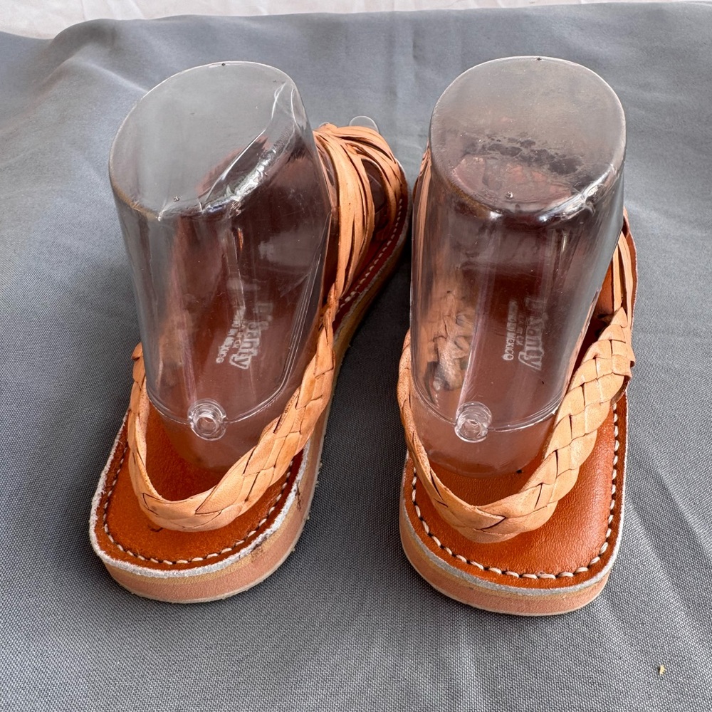 Women's huaraches - Picture 9 of 9